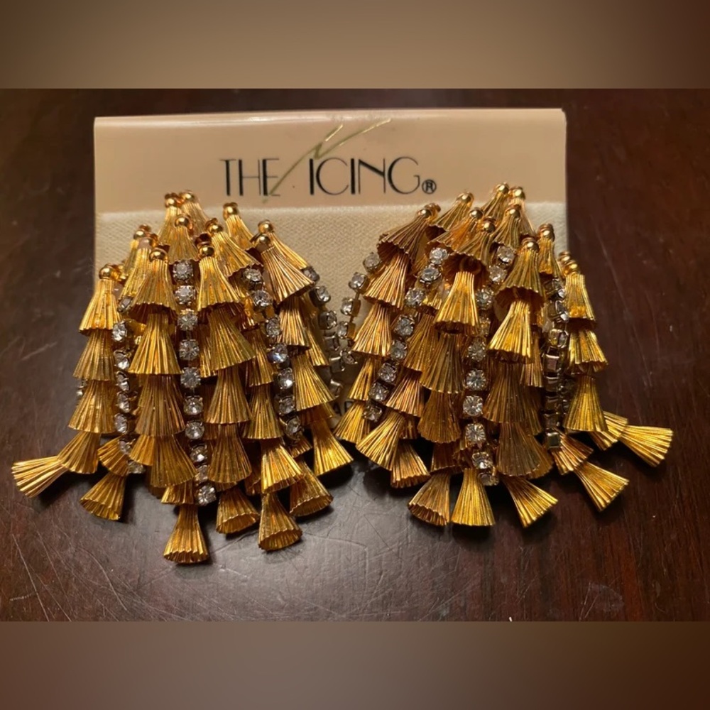 Vintage 80s Gold Tone with Rhinestones  Clip on EARRINGS “The Icing “ NEW